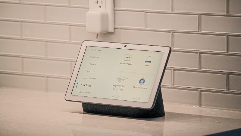 impact of ai on smart home automation - a smart ipad on table